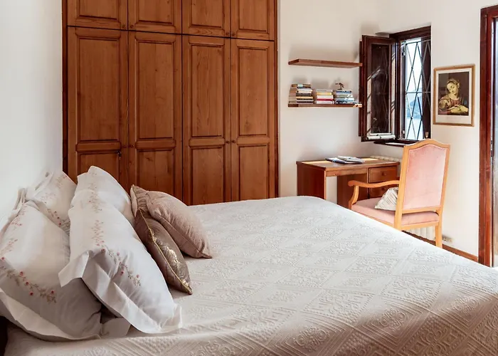 Casa Coslia - By Lovecomo בית נופש Pianello Del Lario